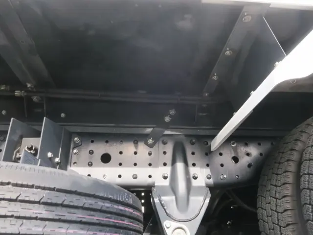三菱 キャンター 2TG-FBA00の写真46