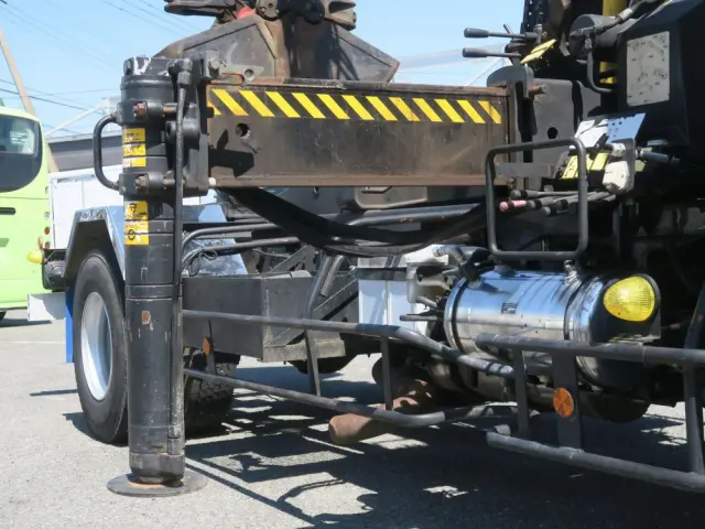 三菱 ファイター PDG-FK71Rの写真10