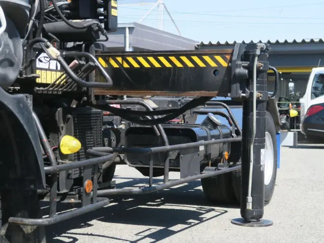 三菱 ファイター PDG-FK71Rの写真11