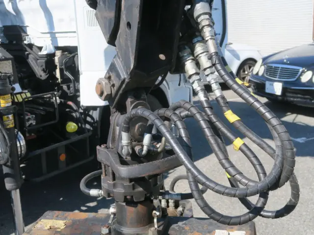 三菱 ファイター PDG-FK71Rの写真15