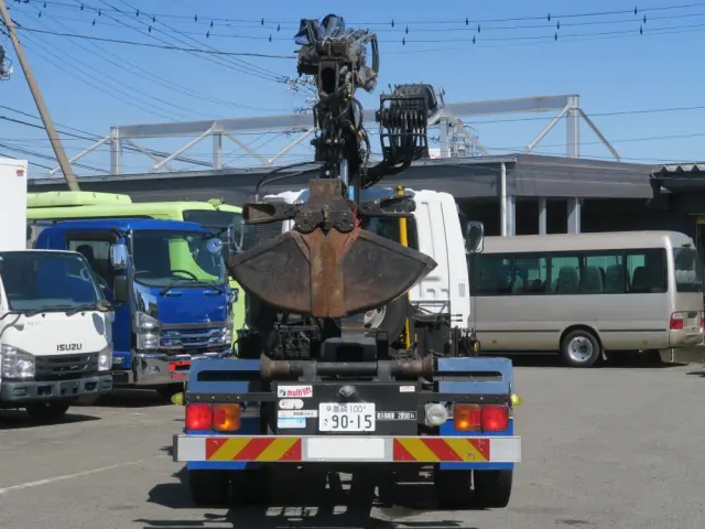 三菱 ファイター PDG-FK71Rの写真18