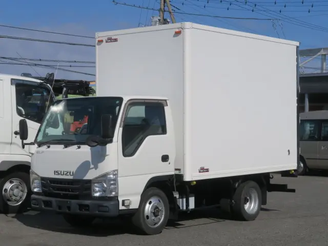 いすゞ エルフ TPG-NJS85AN(4WD)の写真1