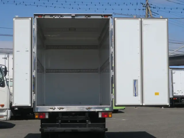 いすゞ エルフ TPG-NJS85AN(4WD)の写真8