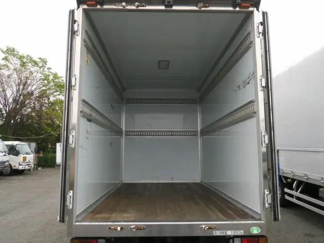 いすゞ エルフ TPG-NJS85AN(4WD)の写真10