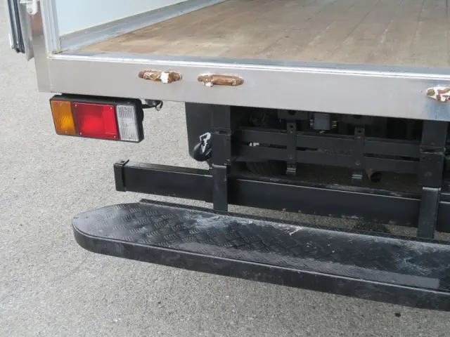 いすゞ エルフ TPG-NJS85AN(4WD)の写真13