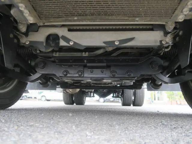 いすゞ エルフ TPG-NJS85AN(4WD)の写真35