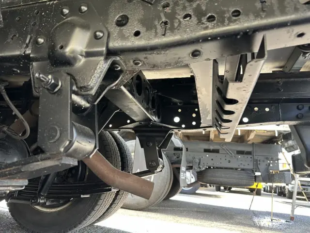 いすゞ エルフ TPG-NJS85AN(4WD)の写真42