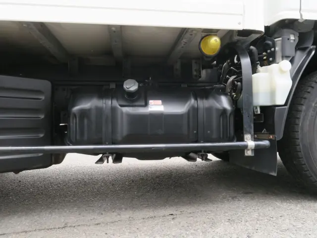 いすゞ エルフ TPG-NJS85AN(4WD)の写真49