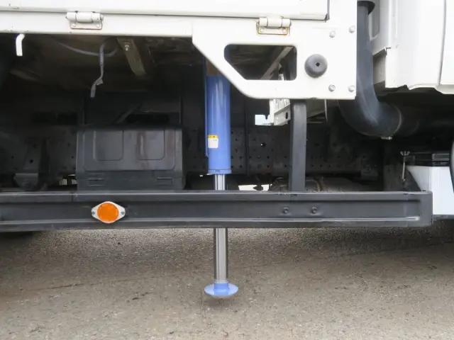 いすゞ エルフ TKG-NPR85ARの写真12