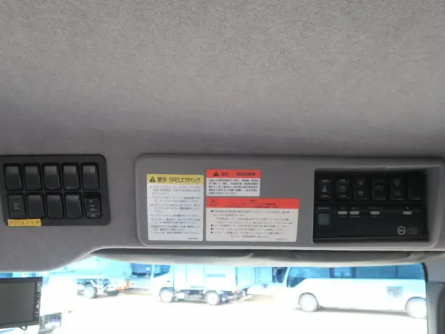 いすゞ ギガ QKG-CYE77AMの写真26