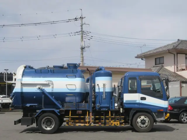 いすゞ フォワード PJ-FSR34G4の写真2