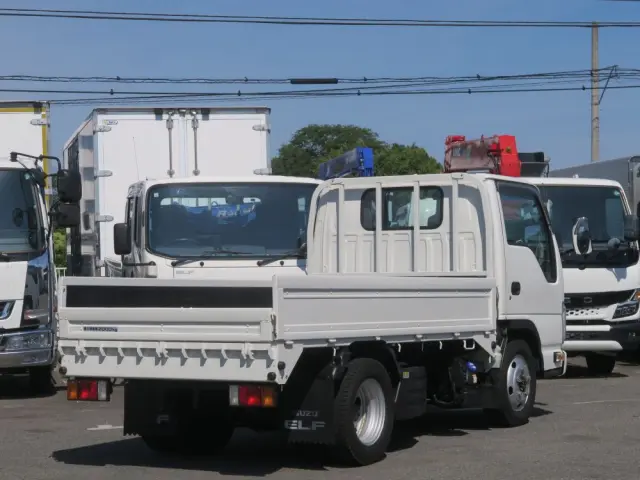 いすゞ エルフ 2RG-NJS88A(4WD)の写真2