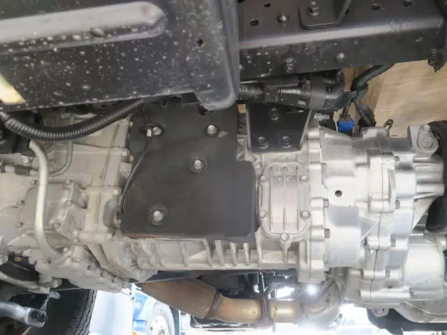 いすゞ エルフ 2RG-NJS88A(4WD)の写真19