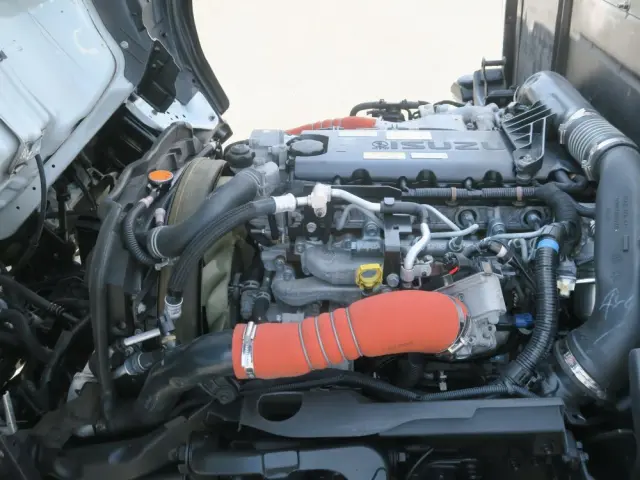 いすゞ エルフ 2RG-NJS88A(4WD)の写真24