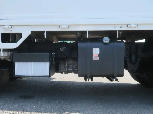 いすゞ エルフ 2RG-NJS88A(4WD)の写真28