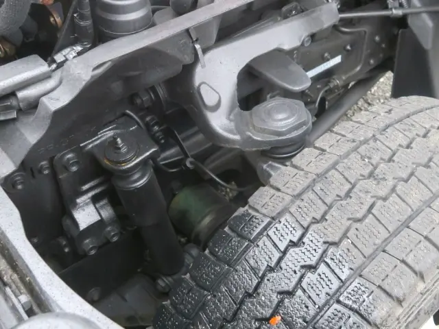 いすゞ エルフ 2RG-NJS88A(4WD)の写真35
