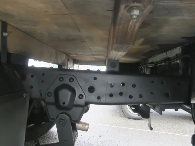 いすゞ エルフ 2RG-NJS88A(4WD)の写真37