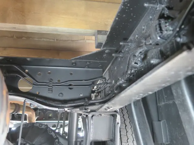 いすゞ エルフ 2RG-NJS88A(4WD)の写真47