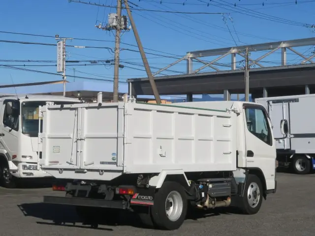 三菱 キャンター TPG-FDA60(4WD)の写真5