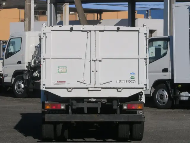 三菱 キャンター TPG-FDA60(4WD)の写真8