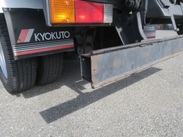 三菱 キャンター TPG-FDA60(4WD)の写真23