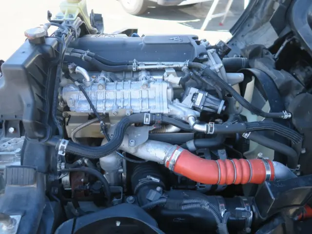 三菱 キャンター TPG-FDA60(4WD)の写真40