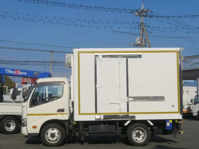 日野 デュトロ 2KG-XZU675M(4WD)の写真3