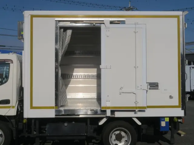 日野 デュトロ 2KG-XZU675M(4WD)の写真5