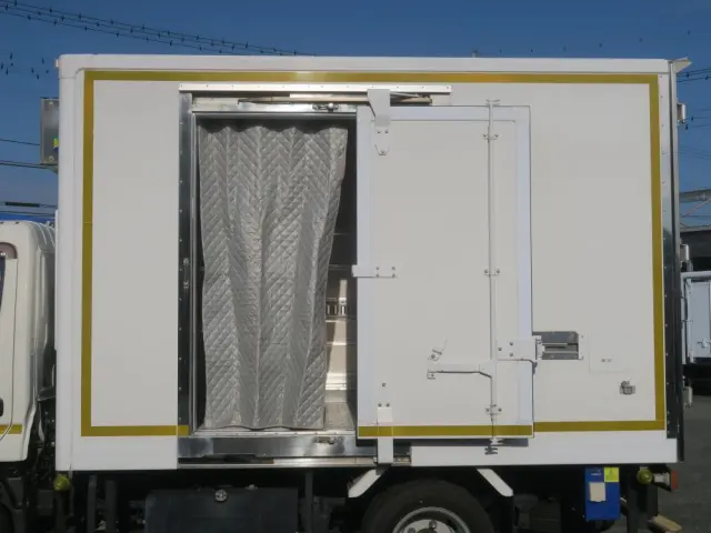 日野 デュトロ 2KG-XZU675M(4WD)の写真6