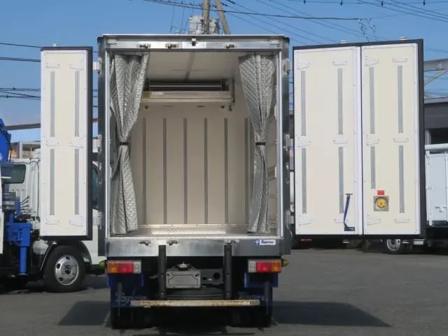 日野 デュトロ 2KG-XZU675M(4WD)の写真8