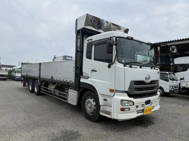 ＵＤ クオン QPG-CD5ZA(6x4)の写真2