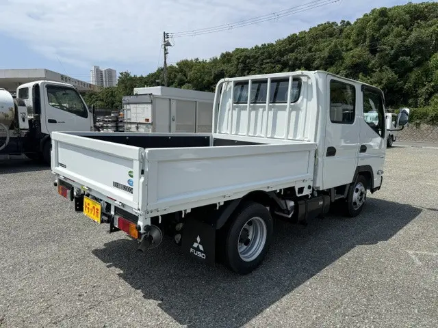 三菱 キャンター 2RG-FBA20(2WD)の写真3