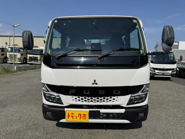 三菱 キャンター 2RG-FBA20(2WD)の写真5