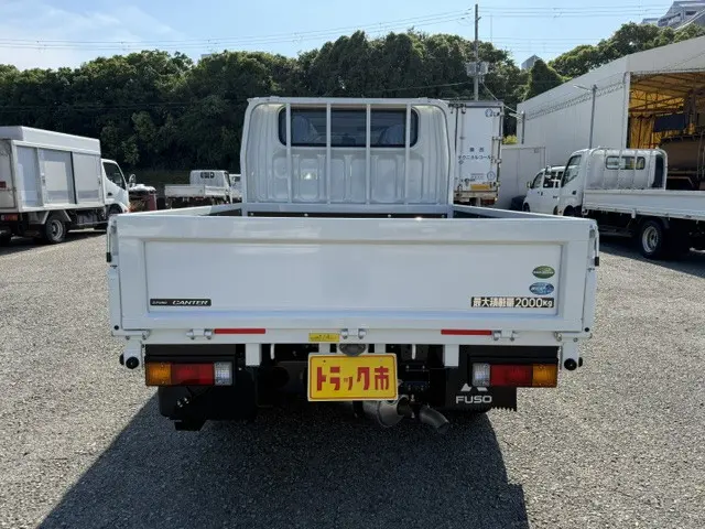 三菱 キャンター 2RG-FBA20(2WD)の写真6