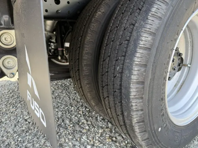 三菱 キャンター 2RG-FBA20(2WD)の写真16
