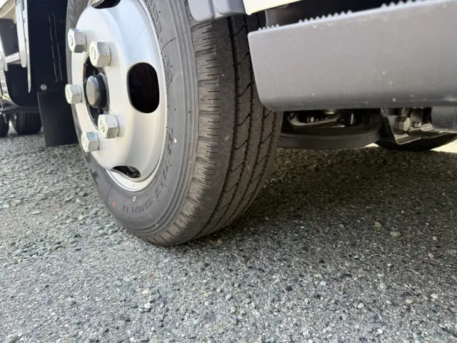 三菱 キャンター 2RG-FBA20(2WD)の写真18