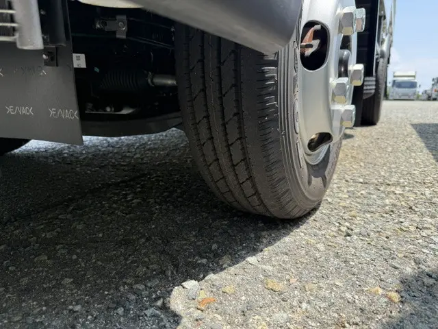三菱 キャンター 2RG-FBA20(2WD)の写真19