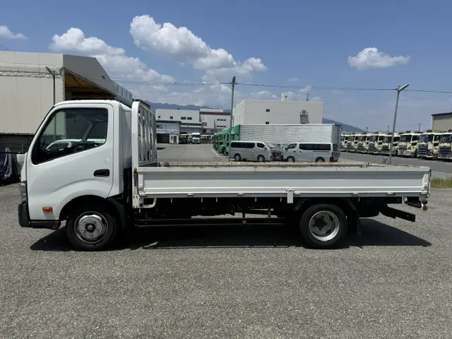 トヨタ ダイナ TPG-XZU710(2WD)の写真5
