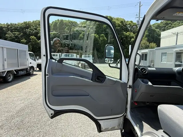 トヨタ ダイナ TPG-XZU710(2WD)の写真40