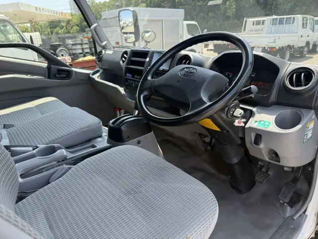 トヨタ ダイナ TPG-XZU710(2WD)の写真43