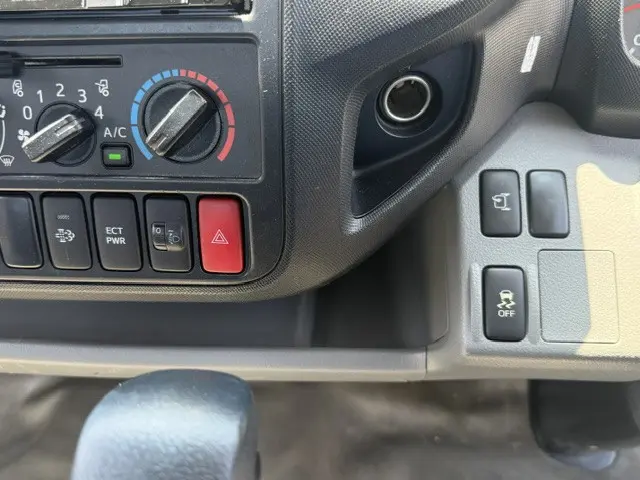 トヨタ ダイナ TPG-XZU710(2WD)の写真48