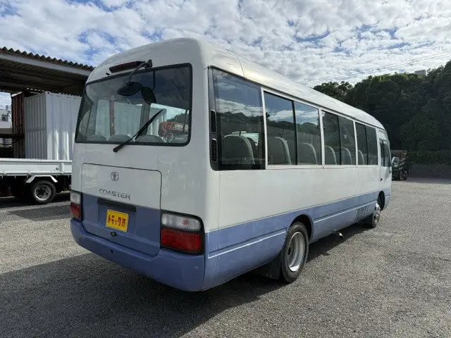トヨタ コースター PB-XZB50(2WD)の写真3