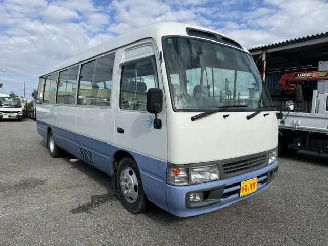 トヨタ コースター PB-XZB50(2WD)の写真4