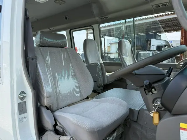 トヨタ コースター PB-XZB50(2WD)の写真14