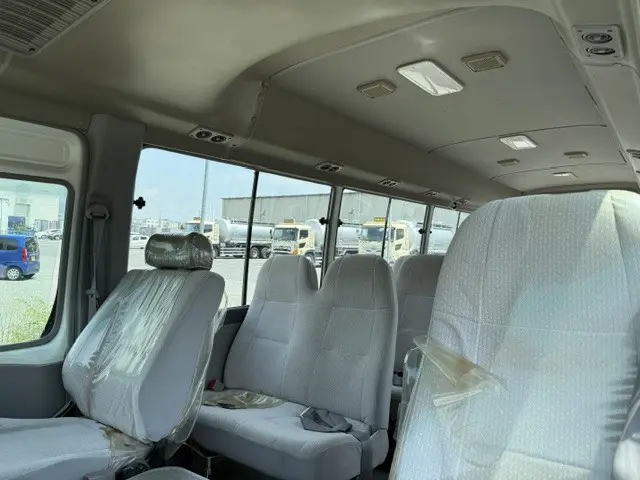 トヨタ コースター PB-XZB50(2WD)の写真19