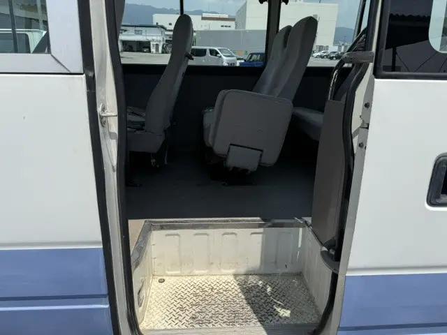 トヨタ コースター PB-XZB50(2WD)の写真37