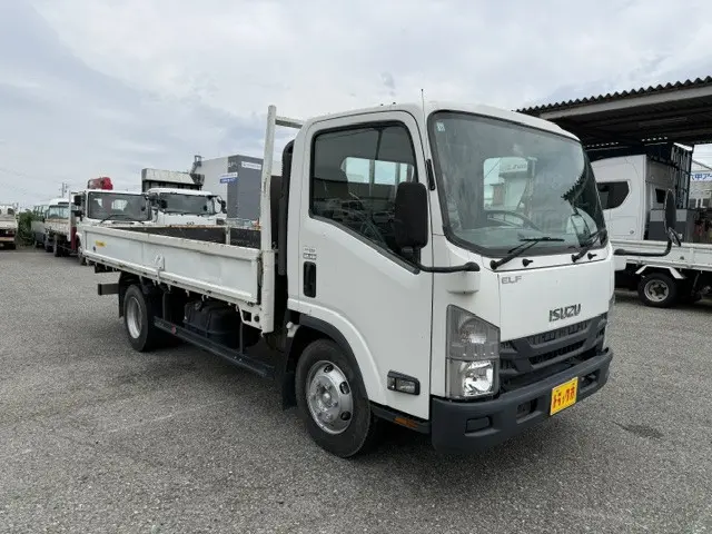 いすゞ エルフ TPG-NPR85N(2WD)の写真2