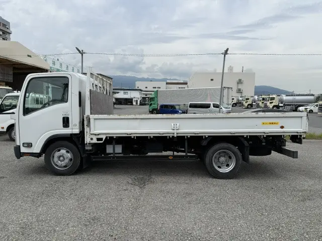 いすゞ エルフ TPG-NPR85N(2WD)の写真6