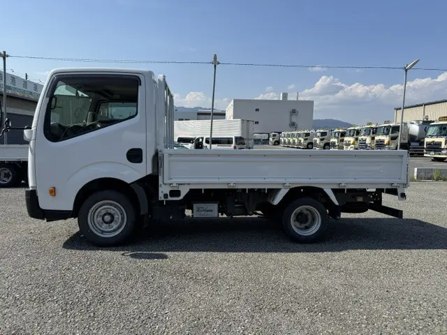 日産 アトラス TKG-SZ1F24(2WD)の写真3