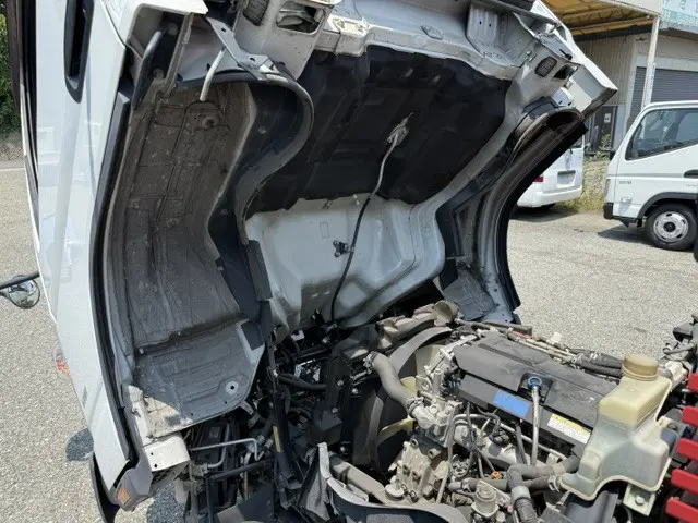 三菱 キャンター TPG-FEA50(2WD)の写真15